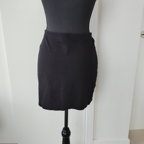 Black Talula Skirt - Picture 3 of 3